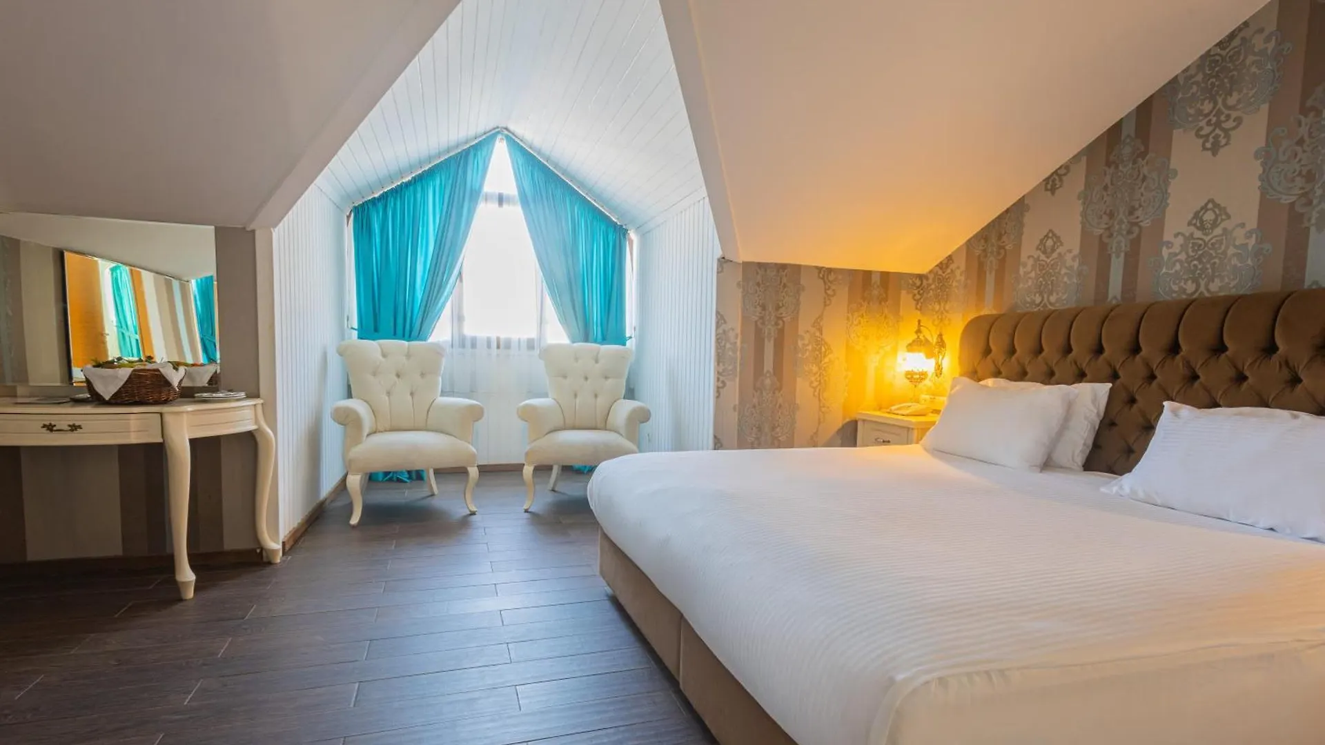 Anemon Kent Trabzon Otel Yalıkavak 4*,